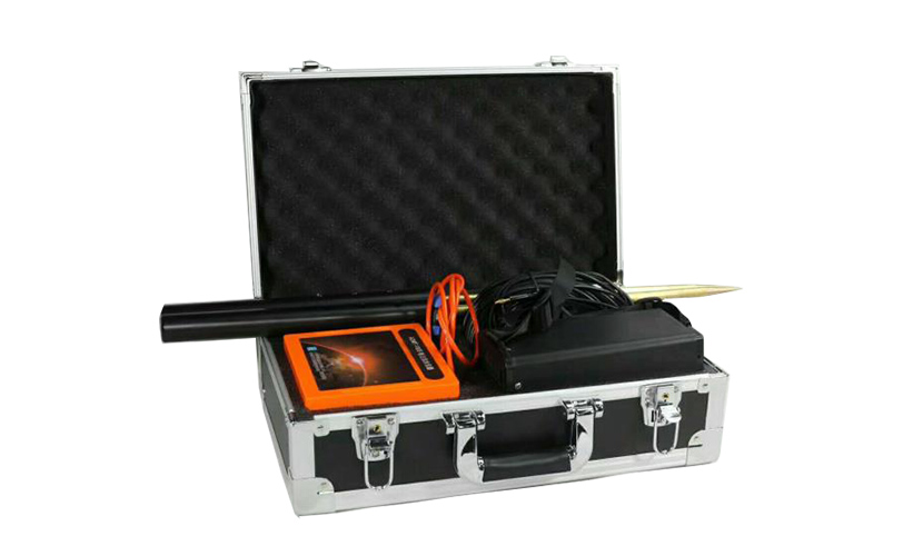 Mobile phone underground water detector